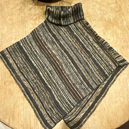 Big buddha women knit - big,